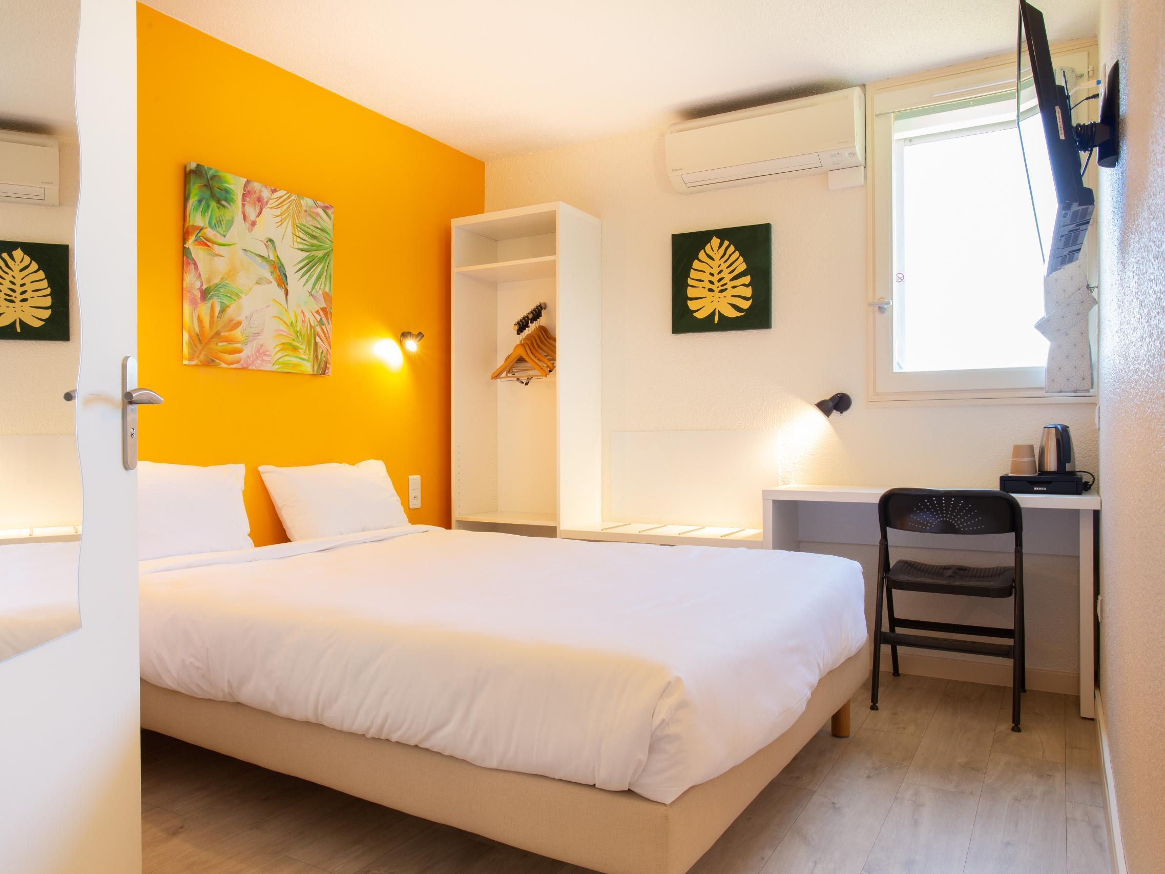 Logis Hotel- Hotel Restaurant Le Rialto Le Sequestre Eksteriør bilde