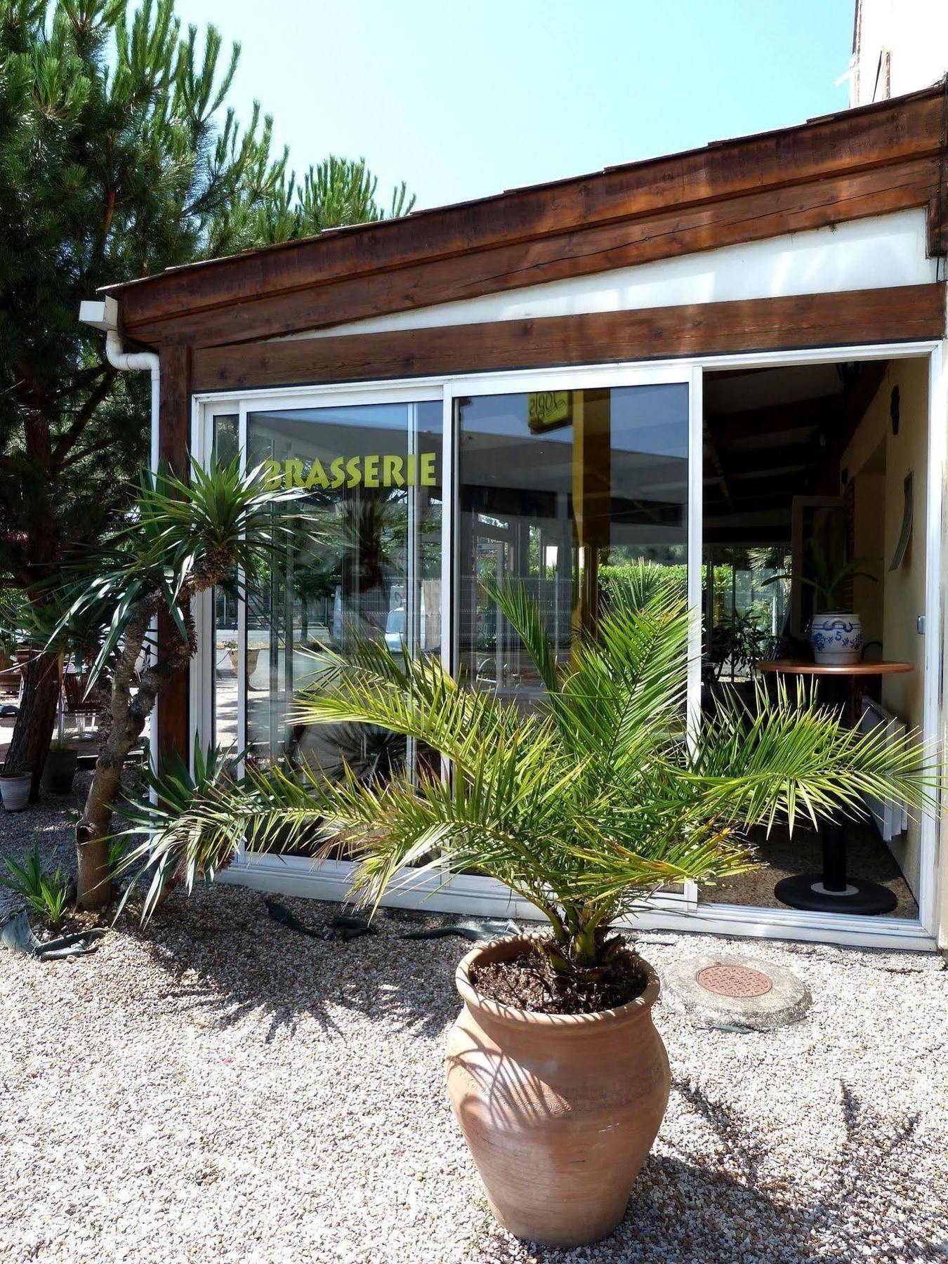 Logis Hotel- Hotel Restaurant Le Rialto Le Sequestre Eksteriør bilde