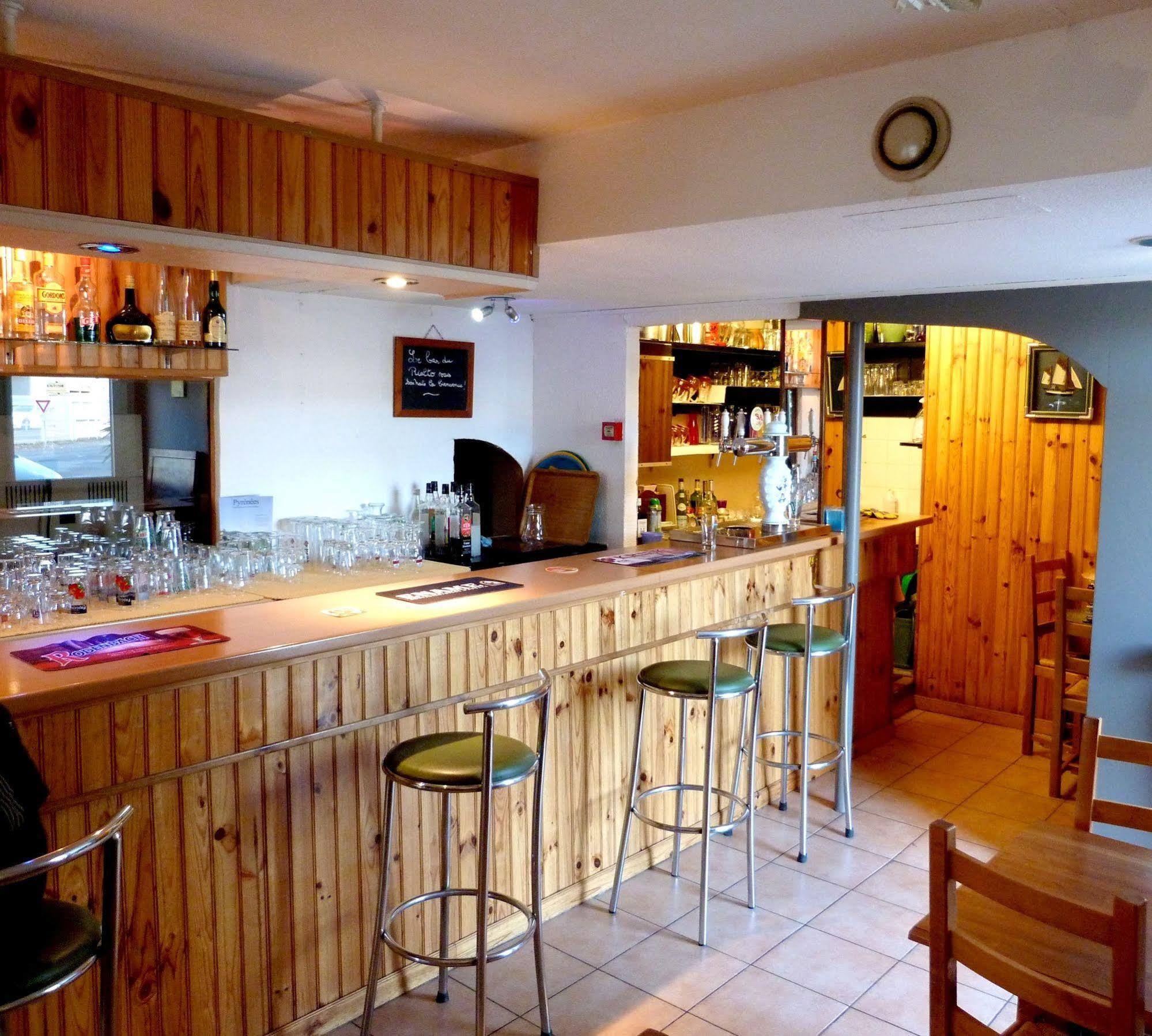 Logis Hotel- Hotel Restaurant Le Rialto Le Sequestre Eksteriør bilde